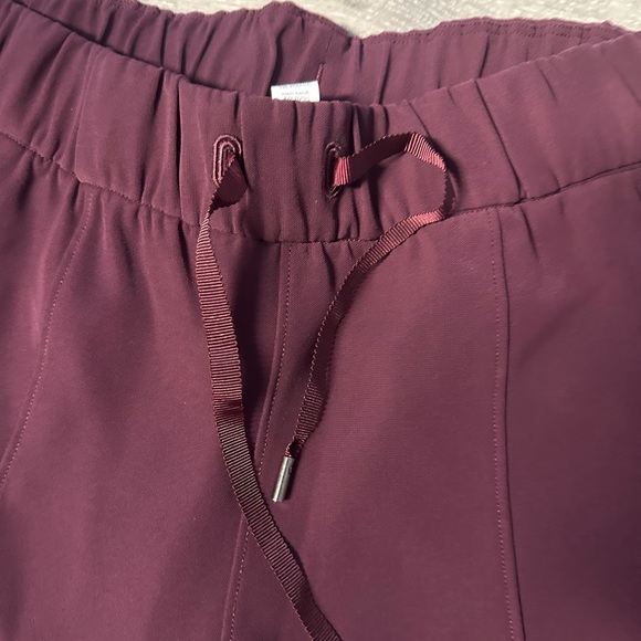 Lululemon pants - Picture 7 of 7